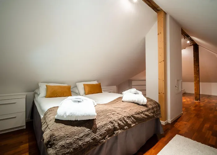 Enter Tromso - Exclusive 4 Bedroom Villa